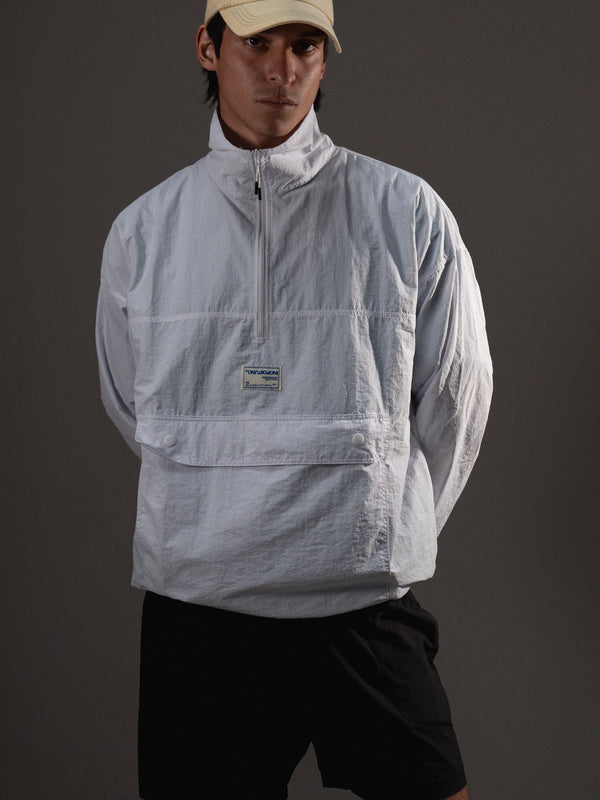 Windbreaker Big Pocket - White, casaca cortaviento de INOPORTUNO