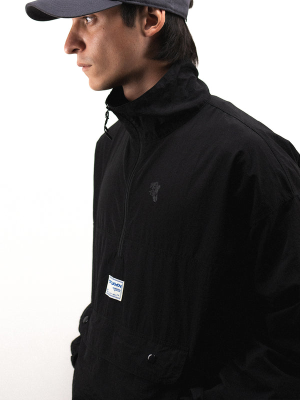 Windbreaker Big Pocket - Black, casaca cortaviento de INOPORTUNO