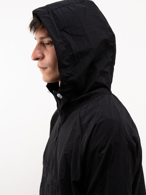 Windbreaker Hoodie - Black, casaca cortaviento de INOPORTUNO