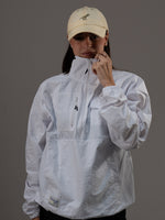 Windbreaker Classic - White, casaca cortaviento de INOPORTUNO. Foto 7 de 9