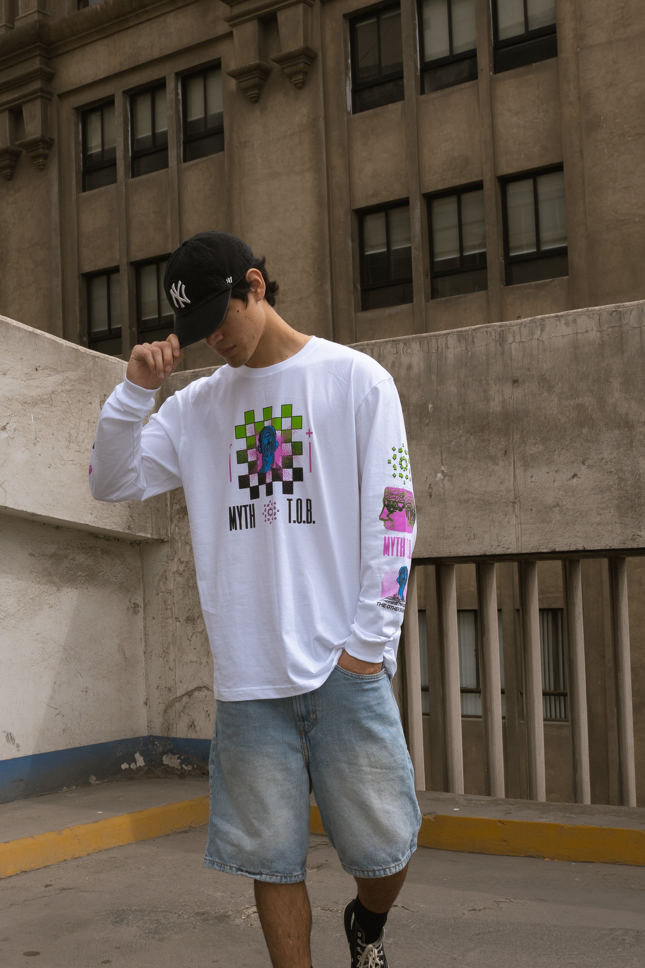 Long Sleeve - Myth, polo de INOPORTUNO. Foto 10 de 10