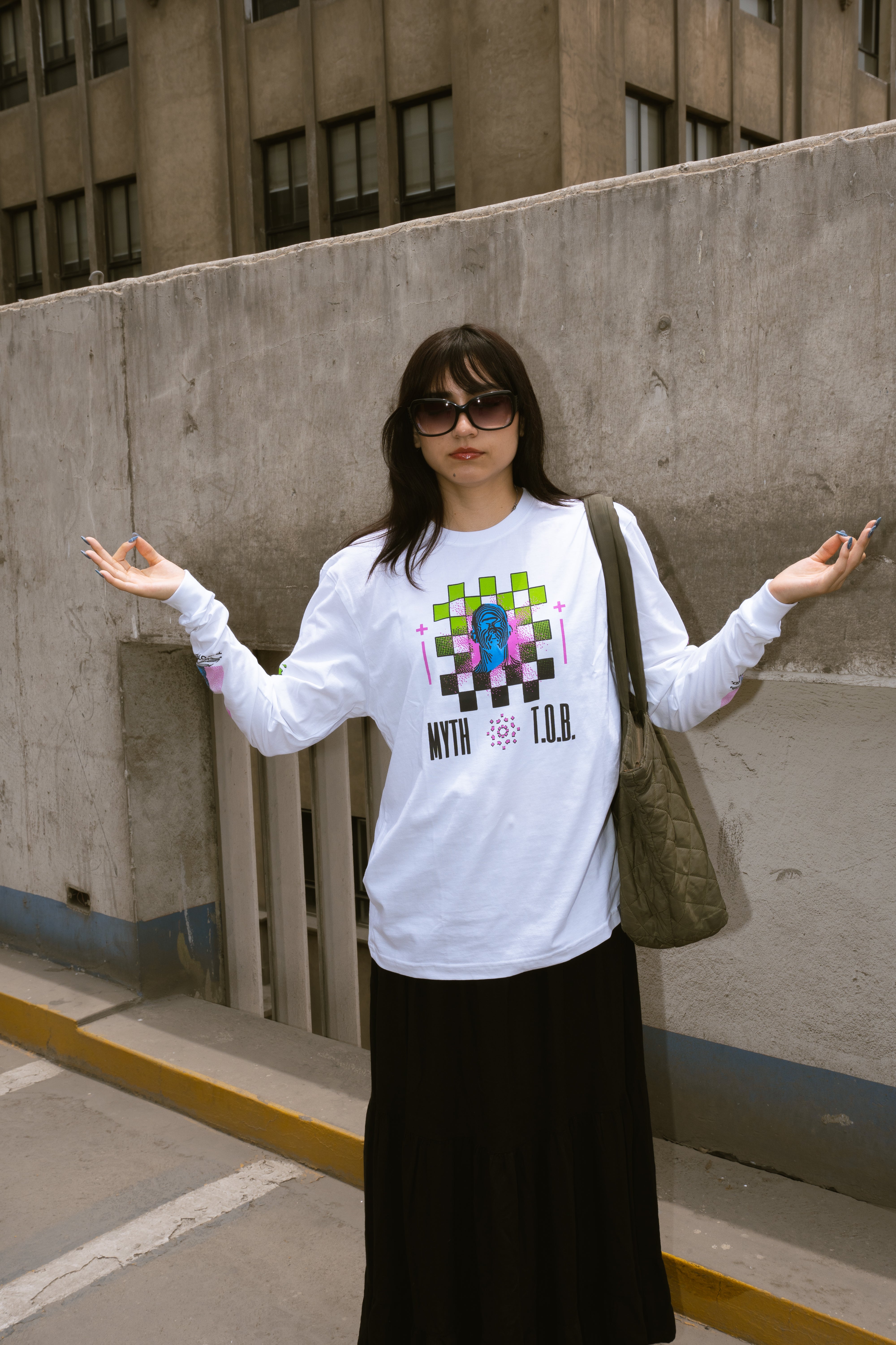 Long Sleeve - Myth, polo de INOPORTUNO. Foto 7 de 10