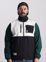 Windbreaker - INO, cortaviento de INOPORTUNO. Foto 2 de 20