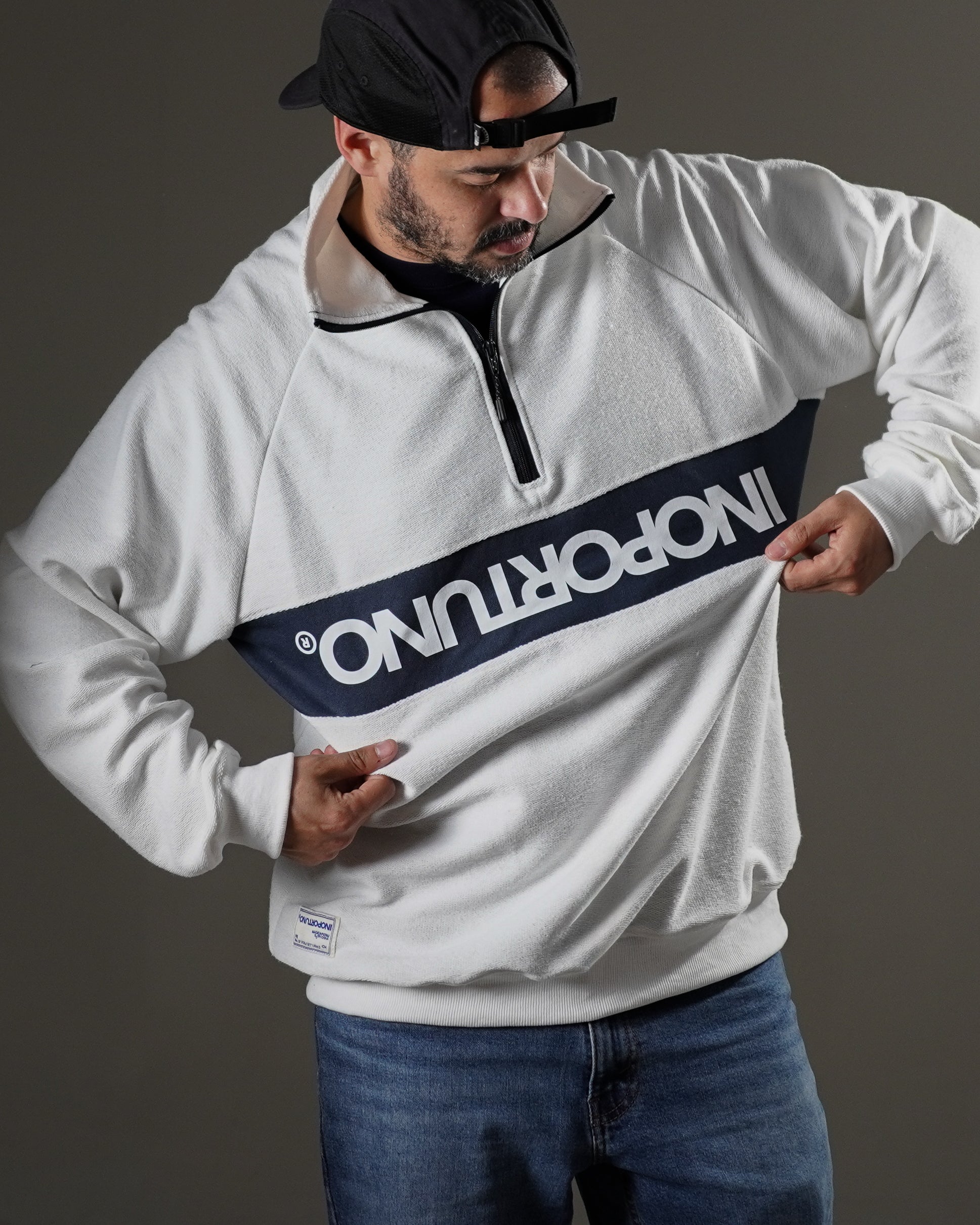 Sweatshirt - Signature