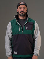 Windbreaker - Jade, cortaviento de INOPORTUNO. Foto 1 de 9