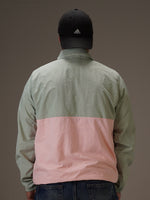 Windbreaker - Pixie, cortaviento de INOPORTUNO. Foto 5 de 11