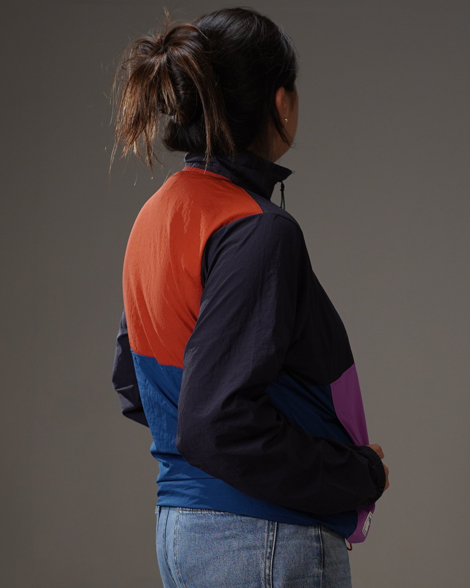 Windbreaker - Momo