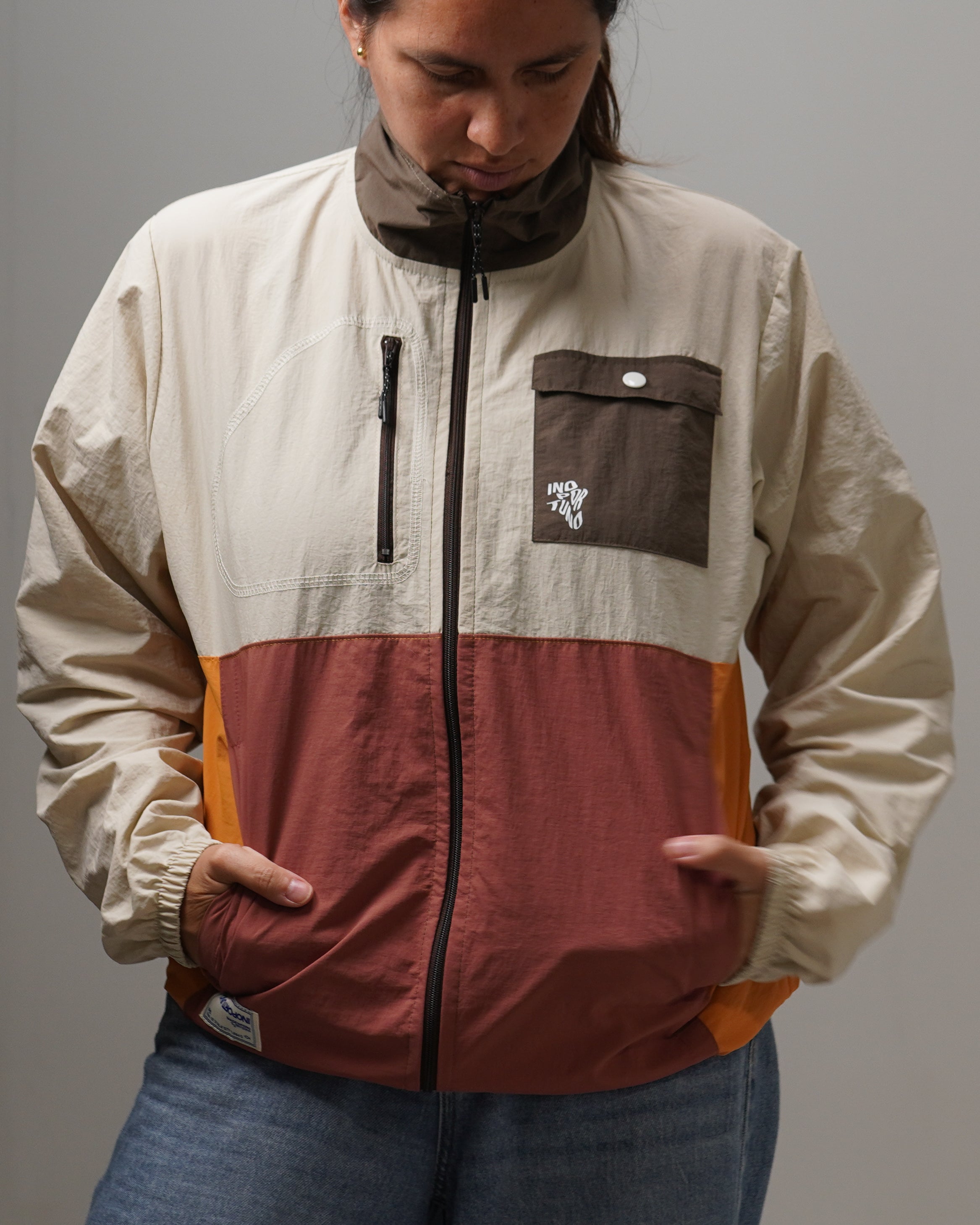 Windbreaker - Kai, cortaviento de INOPORTUNO. Foto 8 de 11