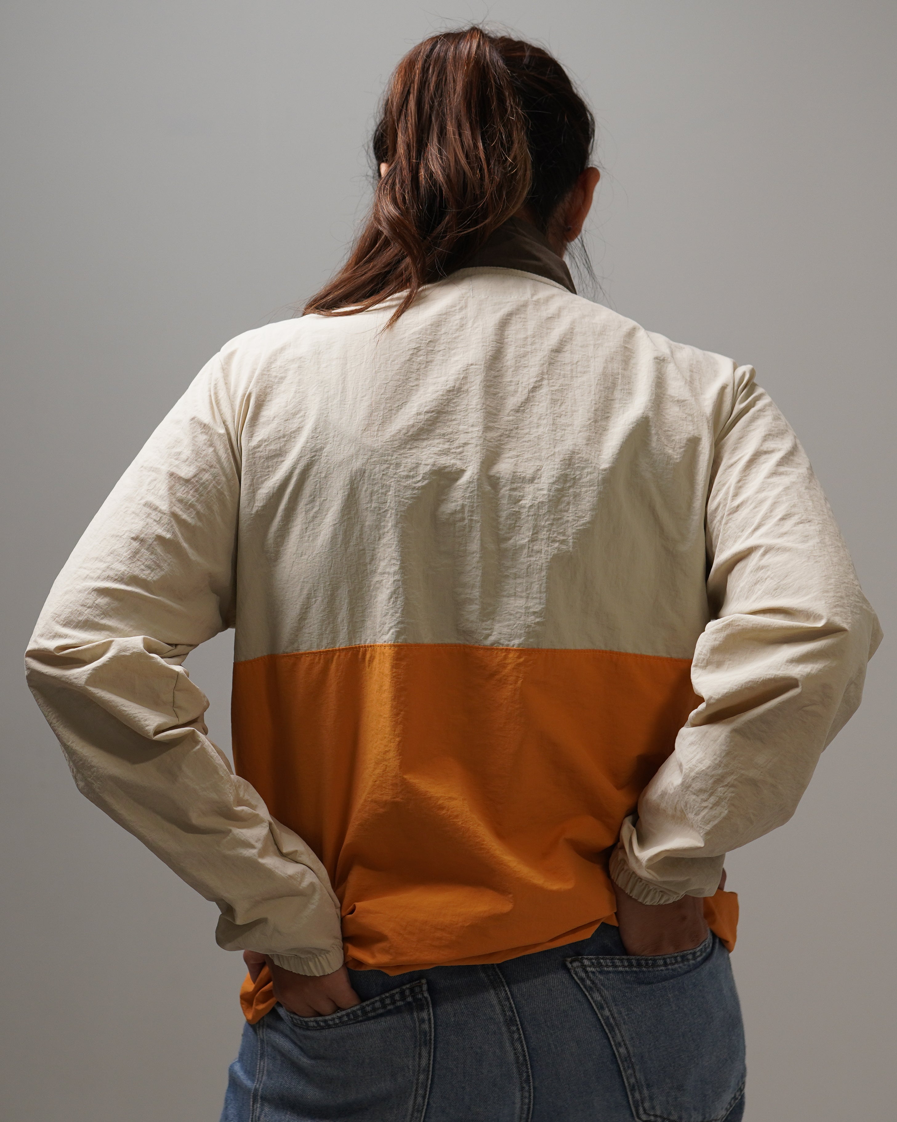 Windbreaker - Kai, cortaviento de INOPORTUNO. Foto 6 de 11
